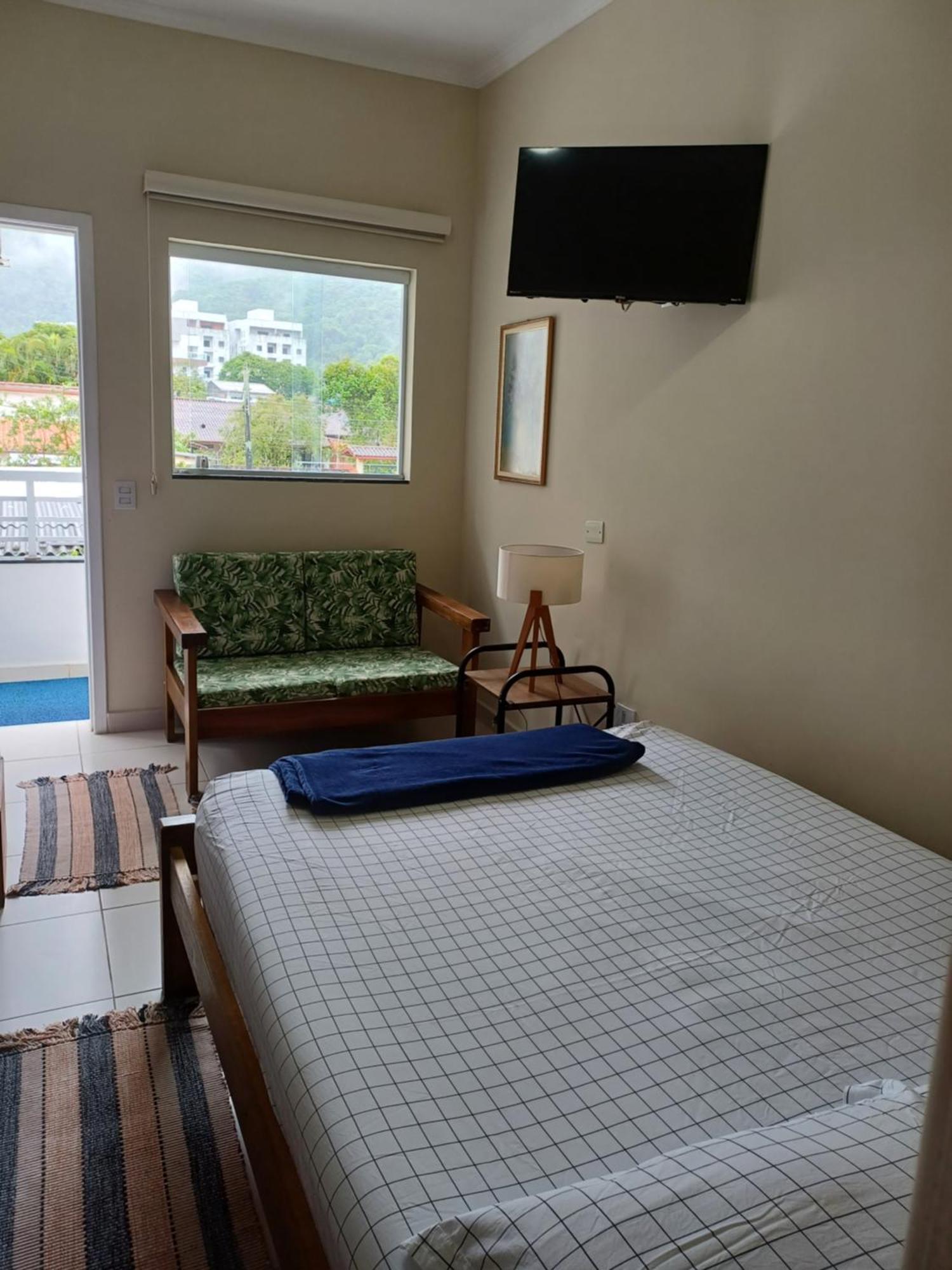 Pousada Char Ubatuba Quarto foto